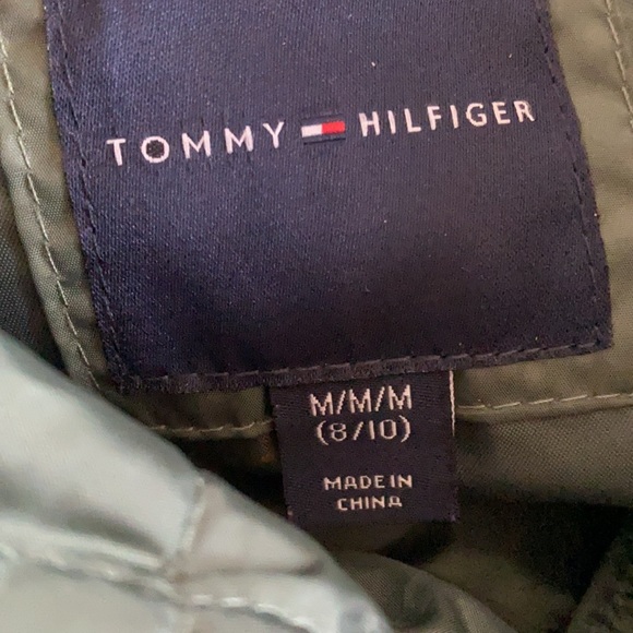 Tommy Hilfiger - Picture 6 of 6
